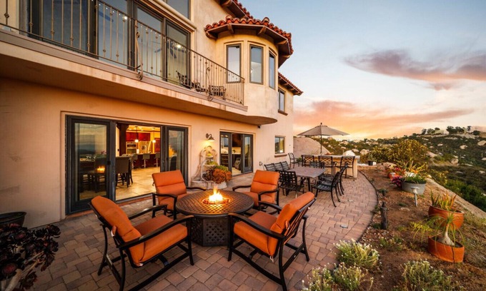 Escondido Apartamento | Majestic Vista View Villa in Escondido Exclusive Gated Community