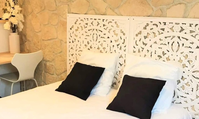 Ambilly Apartamento | MajorBnB /Deco studio near Geneva with parking D1