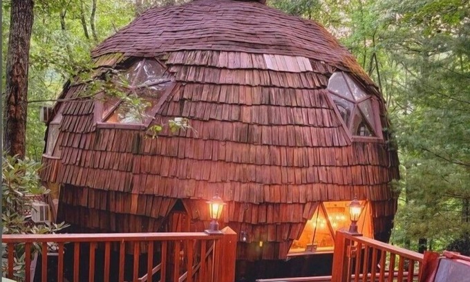 Grassy Creek Cabina | INOLVIDABLE - ¡Domo geodésico privado en 40 acres con jacuzzi y estanque!