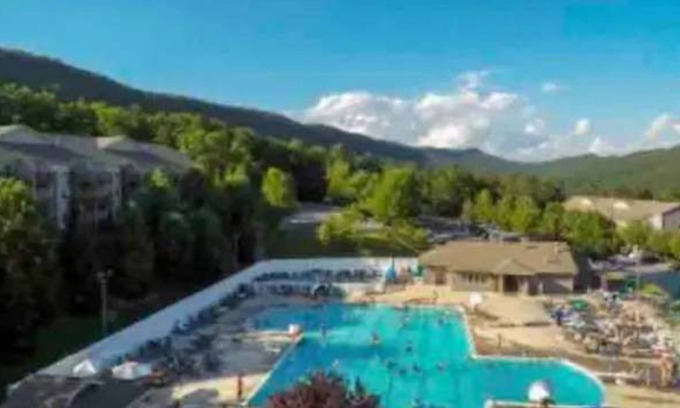 Massanutten Casa | Making Mountain Memories - Hot Tub