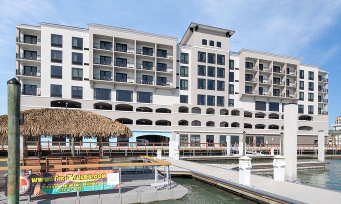 Clearwater Beach Hotel | Making The Best Memories Along The Way! 4 Comfortable Units, Near Beach Walk