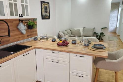 Varazdin Apartamento | Mala Lu Central Apartment