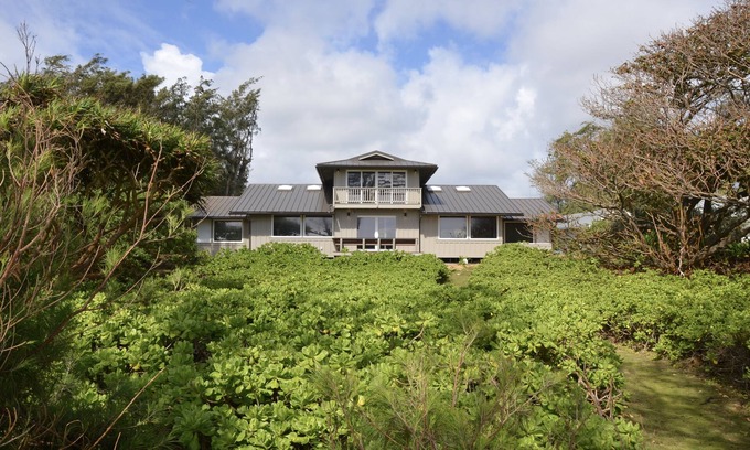 Kahuku Casa | Frente a la playa de Kahuku (Oahu): aireado, luminoso y práctico con vistas