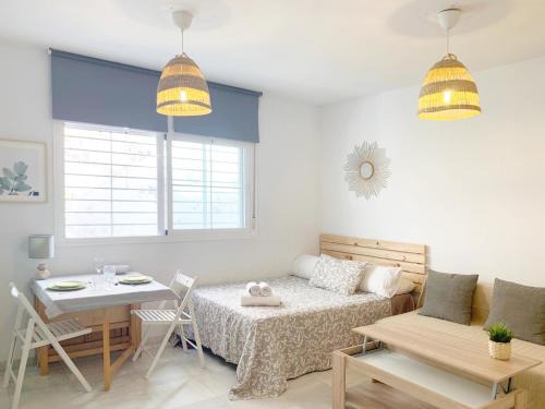 Malaga-Este Apartamento | MalagadeVacaciones - Suite Chamizo