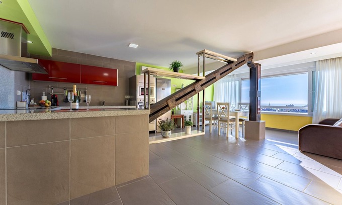 Carihuela Apartamento | MalagaSuite Ocean Sunrise