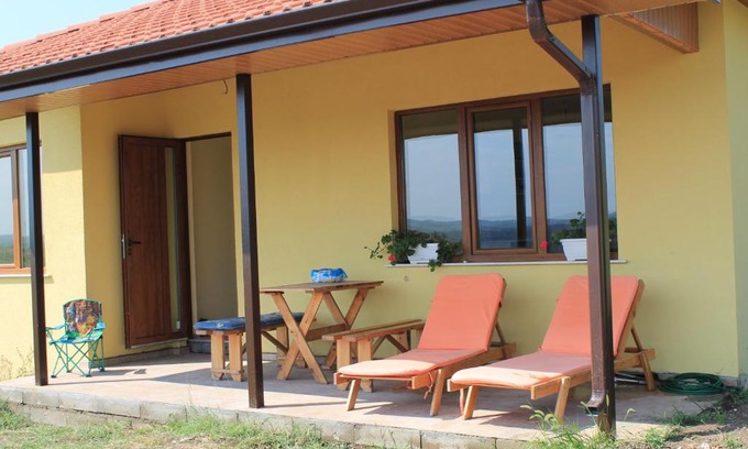Bozhichen Casa | Malavi Guest House Krasen! Comfort&clean!