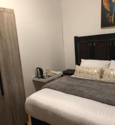 Kareeberg Casa | Malebo Guest House