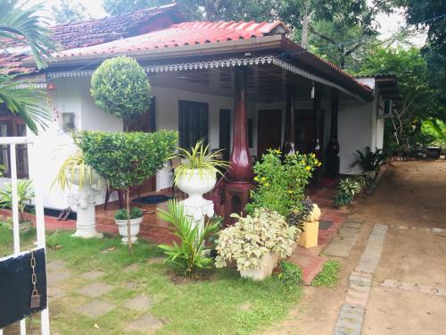 Polonnaruwa Casa | Malee Homestay