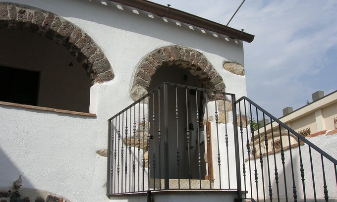 Irgoli Casa | Malerisches Sardisches Haus in der Nähe des Golfs von Orosei