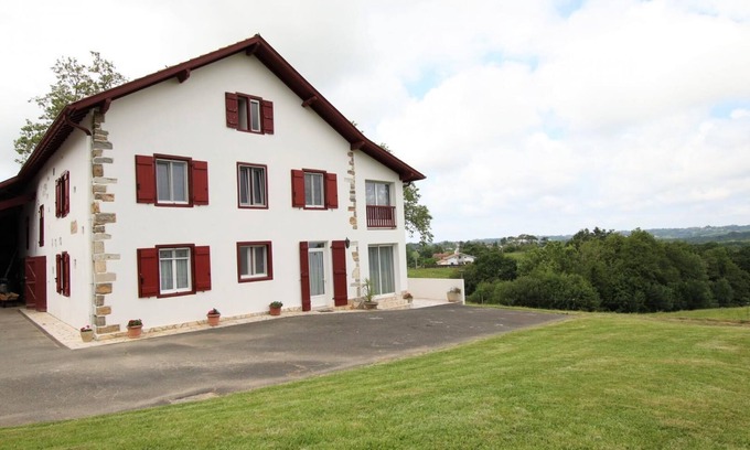 Arbonne Casa | Maliania - Arbonne - Gîte