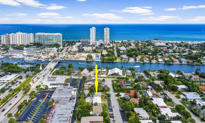 Santa Barbara Estates Casa | ¡CASA DE PLAYA MALIBU! 2BEDRM / 2BATH! ¡ESTACIONAMIENTO GRATIS!