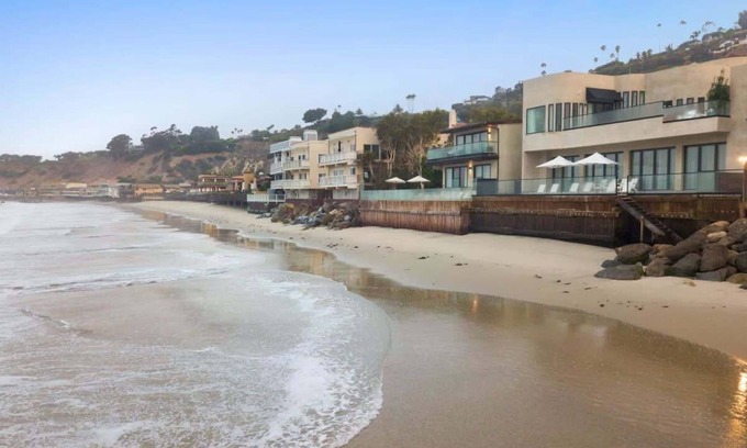 Eastern Malibu Apartamento | Malibu Sand Suite #15 - Ocean-side Carbon Beach