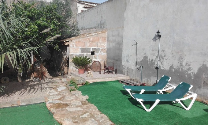 Santanyí Casa | Casa estilo Mallorquín. Con Terraza y Jardín ( 200m2) con solarium