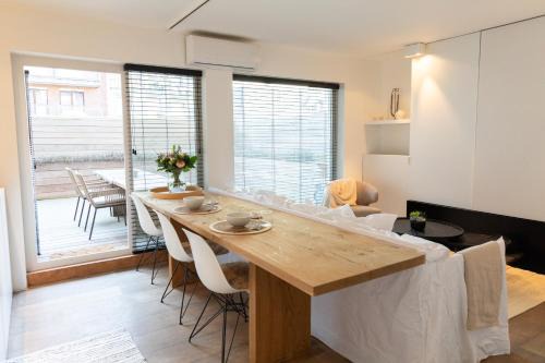 Knokke Apartamento | Malou's Cosy Getaway - beautiful 30m terrace - central location - 5' min walk to beach - free parking
