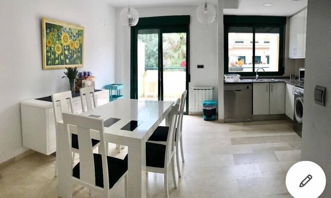 La Malva-rosa Apartamento | Enfrente de la playa