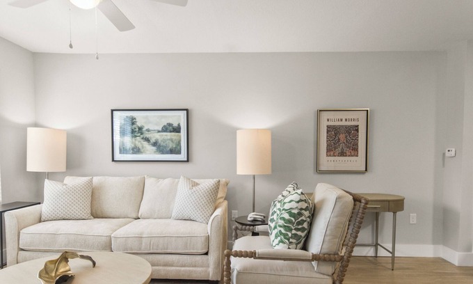 Tuscaloosa Condominio | Mama A's Riverfront Retreat - Gorgeous Riverfront Condo with Pool & Gym Access