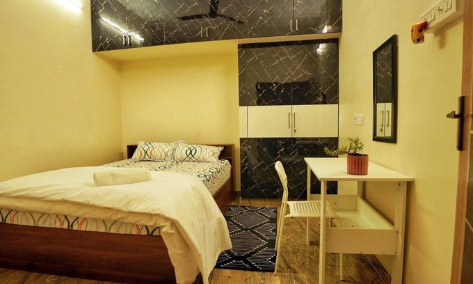 Madipakkam Apartamento | Mama Rose Homestay in Palikarnai