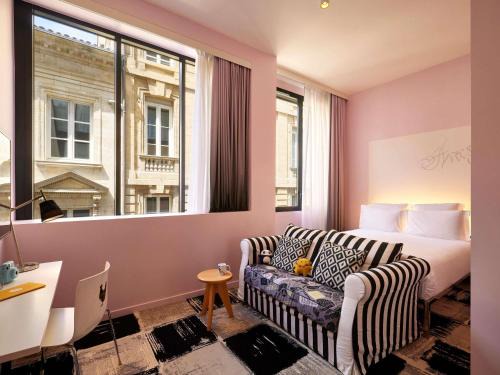 Hotel de Ville - Quinconces Hotel | Mama Shelter Bordeaux Centre