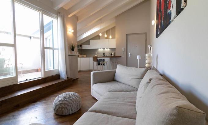 Galbiate Apartamento | Mamma Ciccia Holiday Home - Cozy Attic