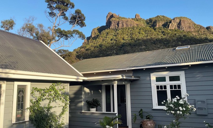 Whangarei Heads Casa | Manaia Willow, an comfortable 3-bedroom house, Taurikura Bay