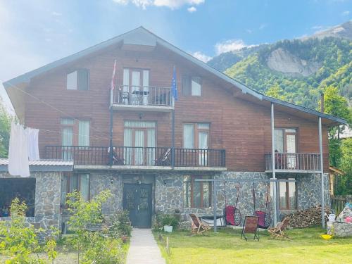 Bagvdanari Casa | Manana Japaridze's Guesthouse