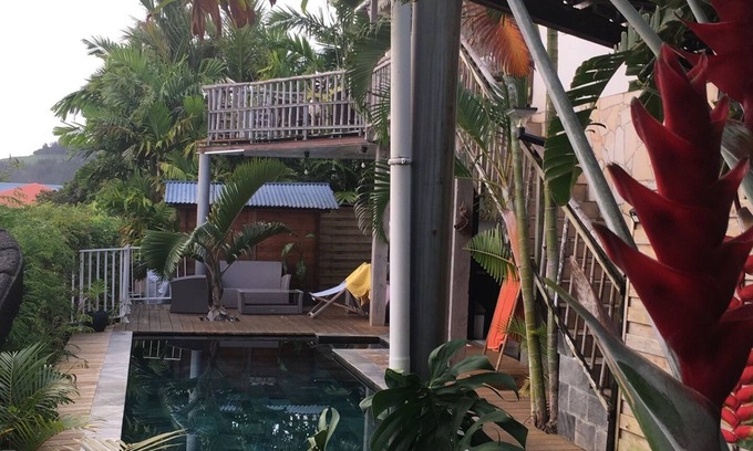 Manapany-les-Bains Casa | Manapany ocean view loft with private pool