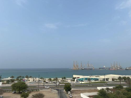 Khor Fakkan Apartamento | MANAZEL apartment for ladies and Family only