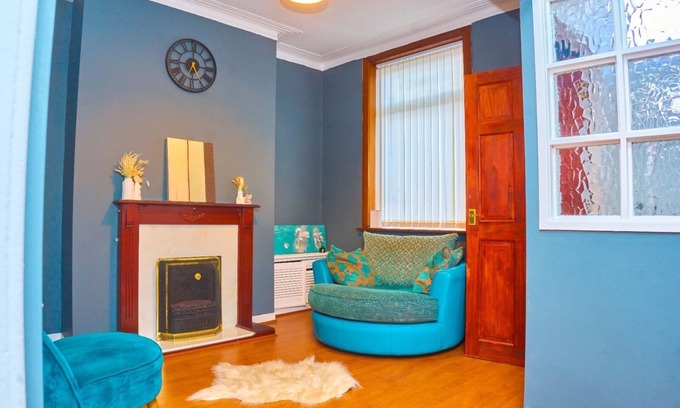 Manchester Casa | Manchester 2 Bedrooms Tv Close To Local Sights