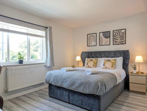 Trafford Casa | Manchester Double Room Near Parks Free Parking