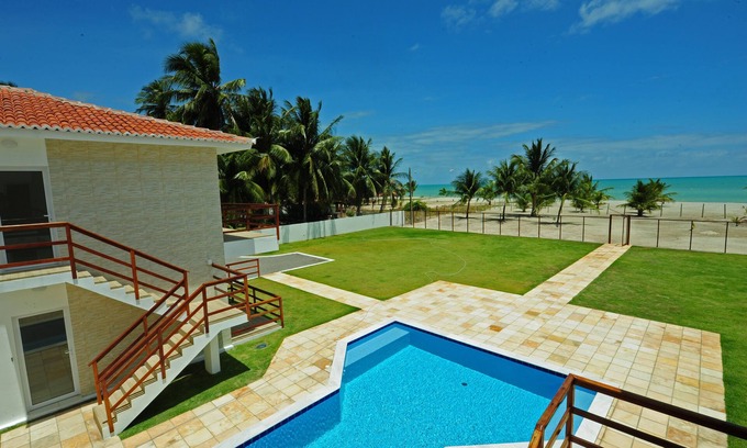 Pilar Apartamento | Manga Verde Beach 04: Vista de la piscina y la playa H