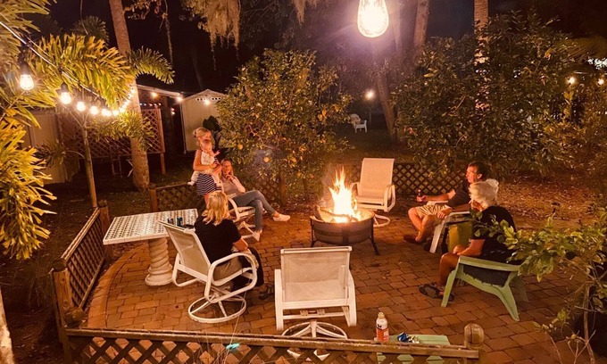 Englewood Cabaña | Mango Cottage en Tranquilo Olde Englewood