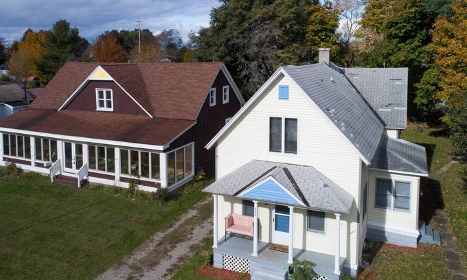 Manistee Casa | Manistee House < 1 Mile from Lake Michigan!