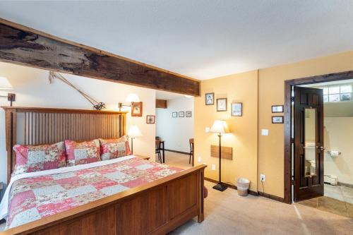 Telluride Hotel | Manitou Lodge 4 by Alpine Lodging Telluride