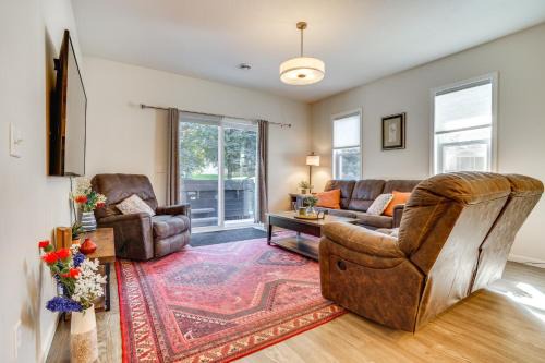 Mankato Casa | Mankato Getaway with Game Room and Salt Water Hot Tub!