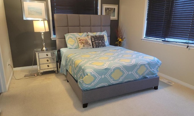 Ottawa Division Casa | Mannys place