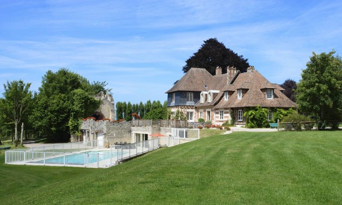 Pennedepie Otro | Manoir De Blouse-Ville