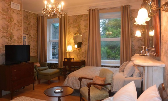 Old Quebec Hotel | Manoir Sainte Geneviève