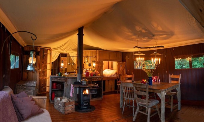 West Worldham Otro | Manor Farm Canvas Hideaway