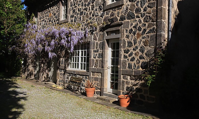 Lacroix-Barrez Cabaña | Casa rural Manor House (4 estrellas registrada) en el borde de un pequeño pueblo amigable