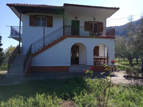 Tripi Apartamento | Manousi 1- Ground floor