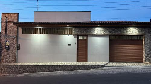 Tirirical Casa | Mansão com piscina próximo do Aeroporto Rodoviária