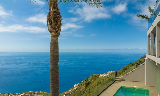 Arco da Calheta Casa | Mansão Macau by LovelyStay