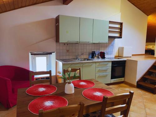 Pedrinate Apartamento | Mansarda di 40 mq a Chiasso