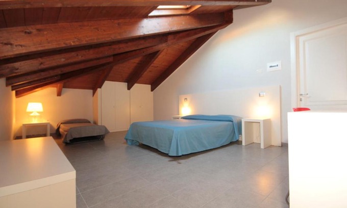 Civitanova Marche Apartamento | Mansarde in Villa