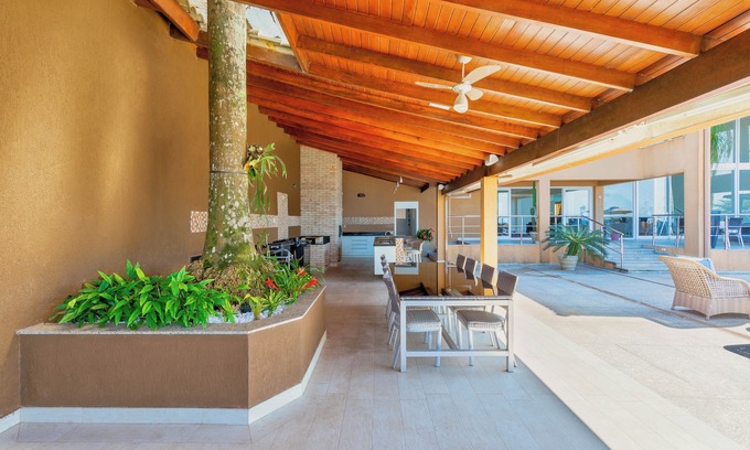 Jardim Praiano Casa | Mansion in Guarujá with the most beautiful view of the city to the ocean