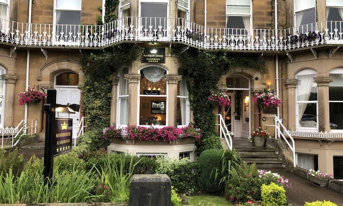 South Cliff Casa | Mansion House