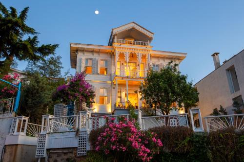 Adalar Hotel | Mansion Miliá