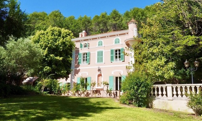Draguignan Otro | Mansion of character