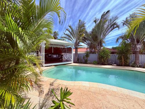 Kalbarri Apartamento | Manta Stays Resort-Style Tropical Oasis