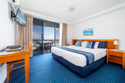 Urangan Hotel | Mantra Marina Hotel Room
